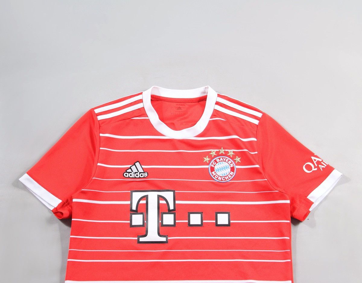 Adidas Adidas x Bayern Munchen 2022 Soccer Football Jersey Shirt S Size US S / EU 44-46 / 1 - 2 Thumbnail