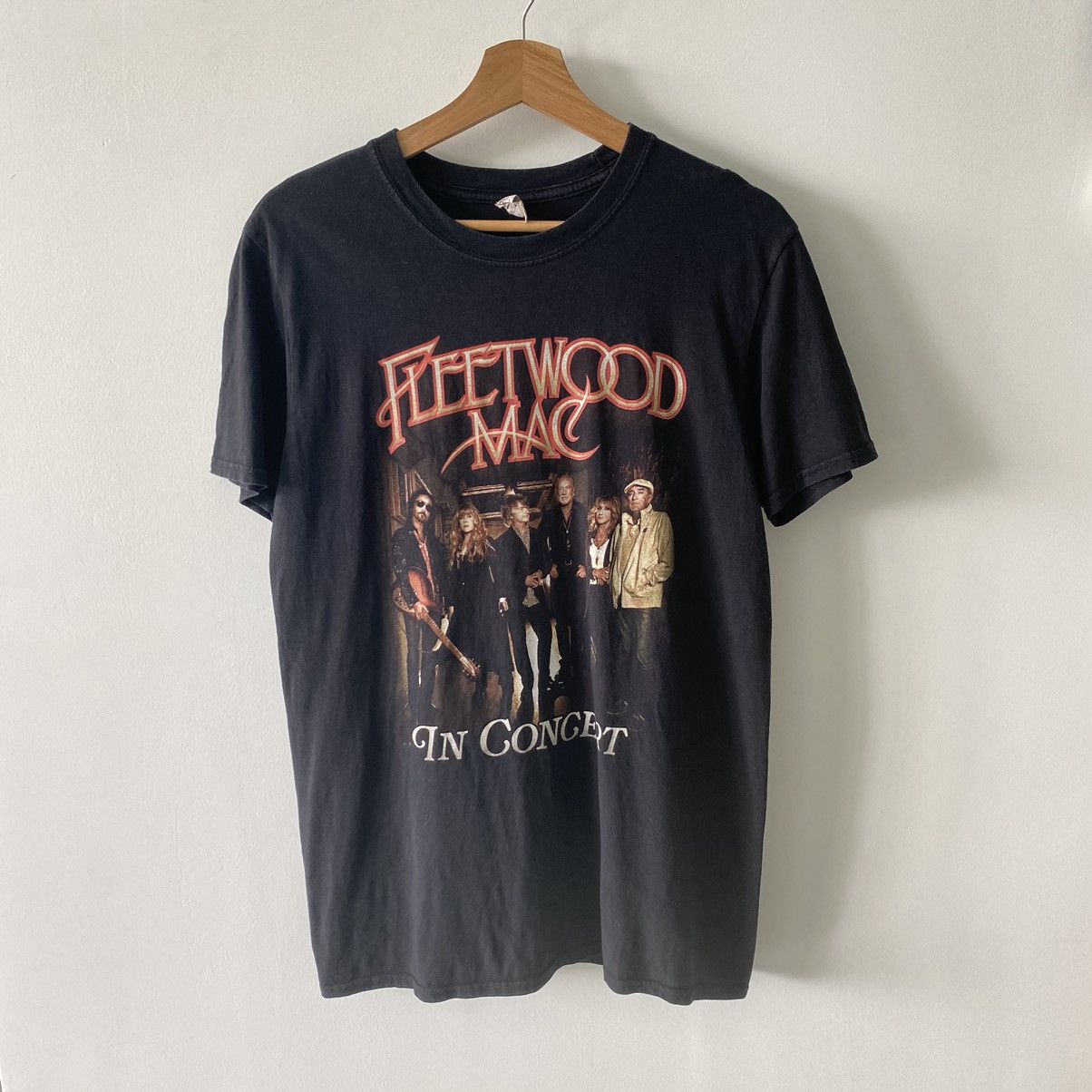 Band Tees Vintage Faded Fleetwood Mac Rock Band ERD GRUNGE THRASHED T Size US M / EU 48-50 / 2 - 1 Thumbnail