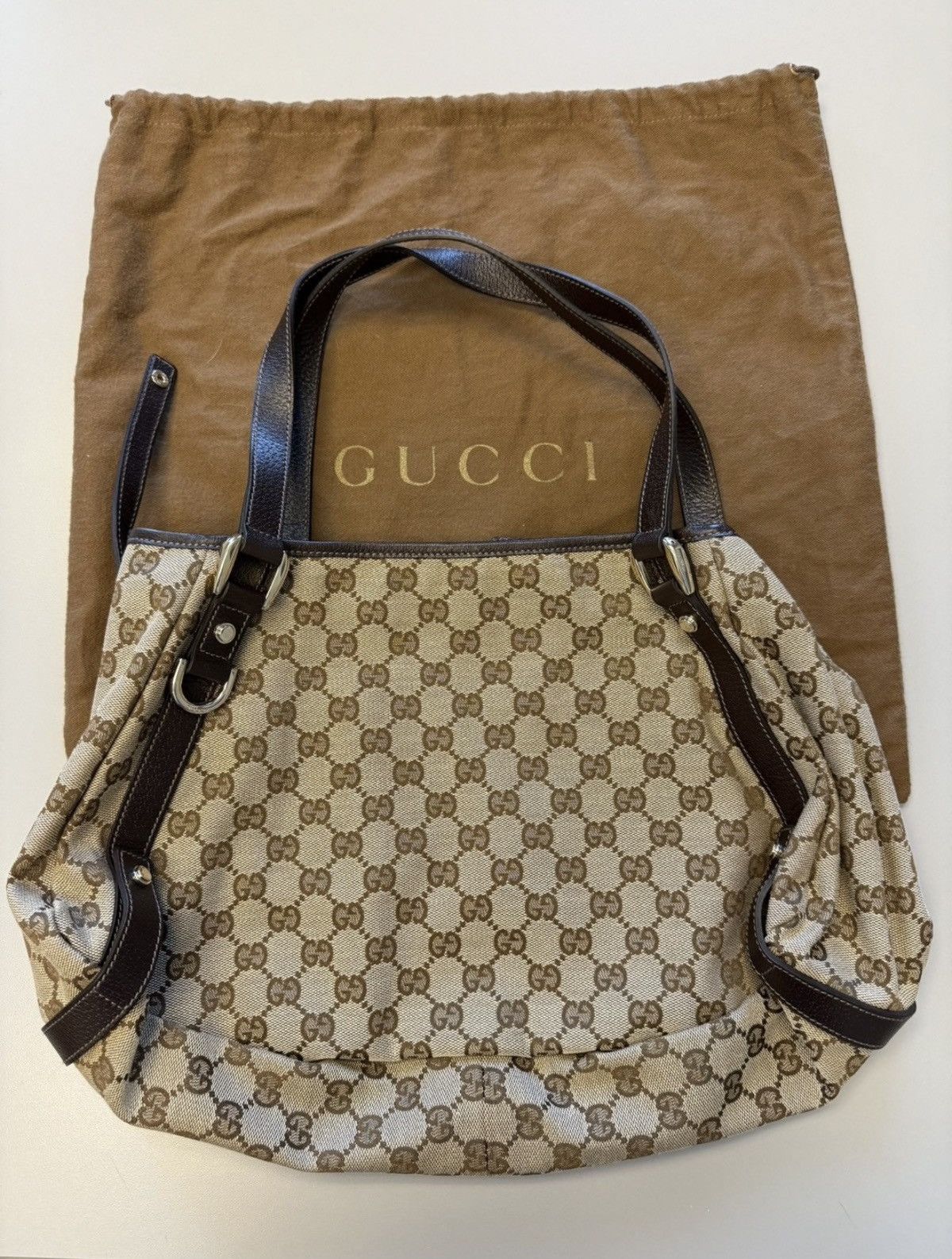 Gucci GG Abbey Shoulder Bag in Brown, Women's