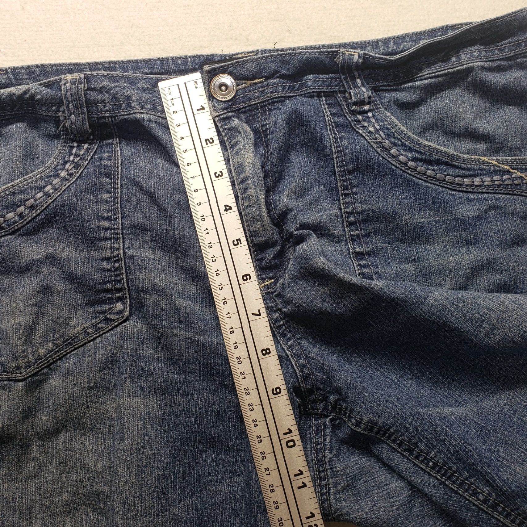 Denime Blue Identity Blue Identity Jean Shorts Denim Shorts Women Adult Size 10 Regular Inseam 12" Flat Front Cuffed Stretch Denim Shorts Women - 10 - Blue Size 32" / US 10 / IT 46 - 5 Thumbnail