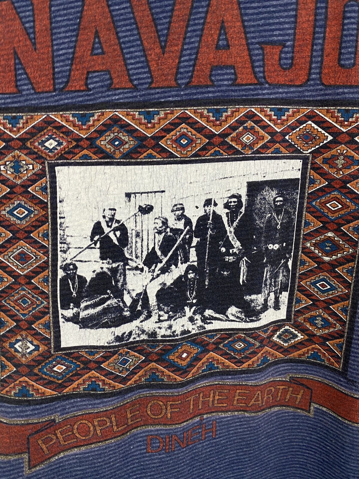Native 🇺🇸 Vintage 90s Navajo Indian people NATIVE AMERICAN SELFPHOTO Size US XL / EU 56 / 4 - 7 Thumbnail