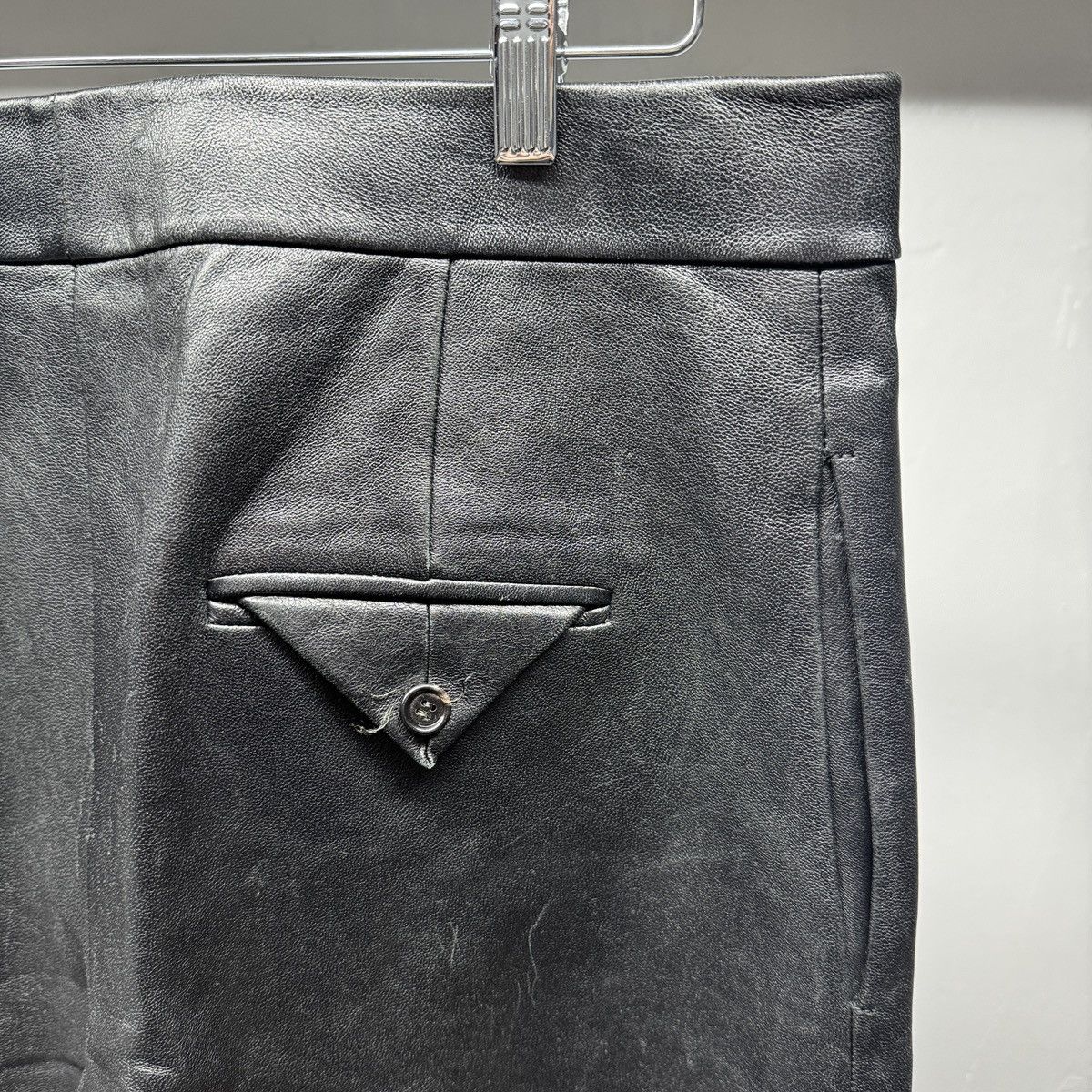 Bottega Veneta Bottega Veneta Pre Spring 2020 Leather Buckle Trouser Pants Size US 34 / EU 50 - 4 Thumbnail
