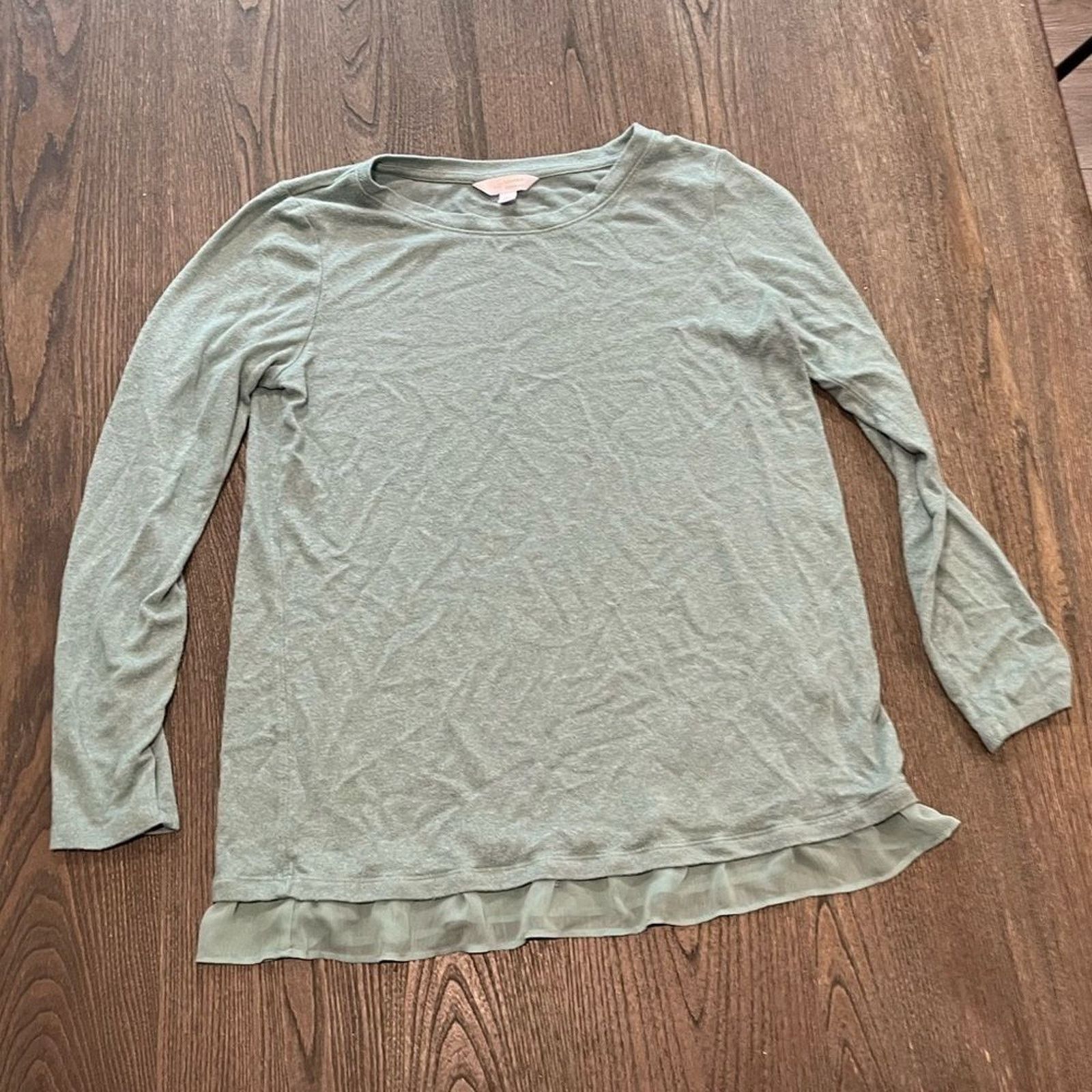 Vintage LC Lauren Conrad Sage Green Long Sleeve Lace Blouse Size M Size M / US 6-8 / IT 42-44 - 1 Thumbnail
