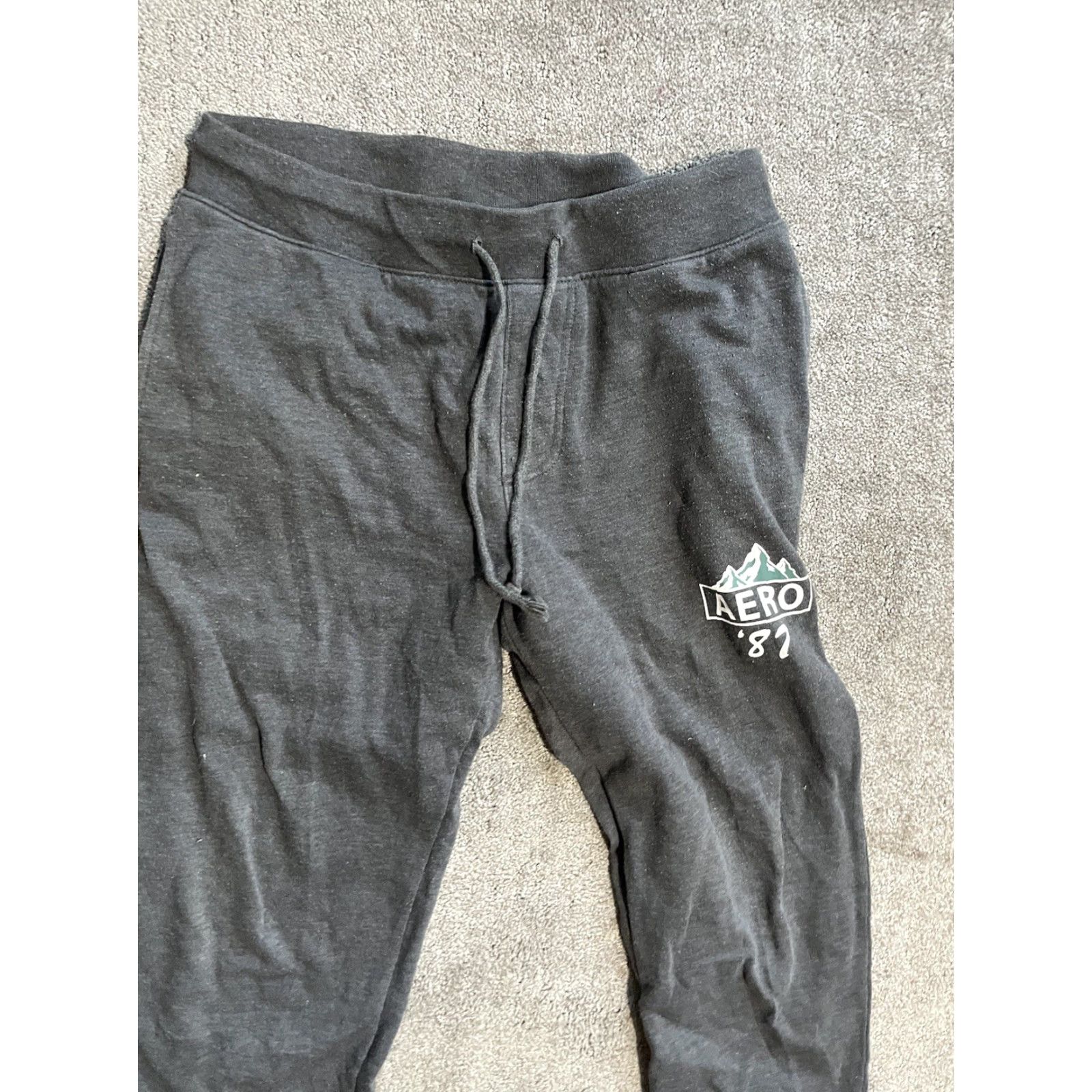 Vintage Aéropostale Sweatpants Women Small Dark Gray Elastic Waist Drawstring Solid Modern Casual Size 28" / US 6 / IT 42 - 2 Thumbnail