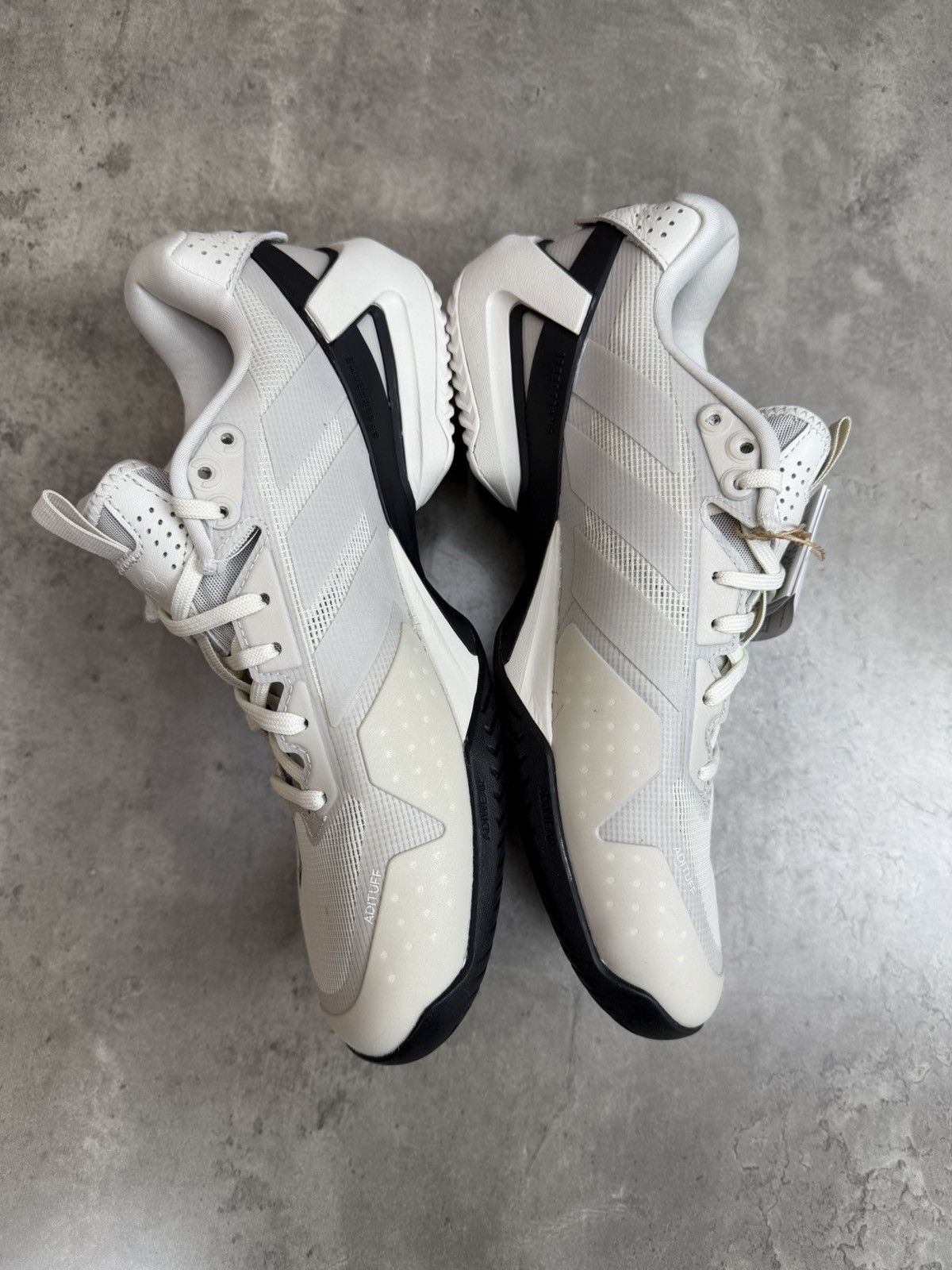 Y-3 Adidas Y-3 Adizero Ubersonic 5 Tennis Shoes Size 40 Size US 10 / IT 40 - 5 Thumbnail