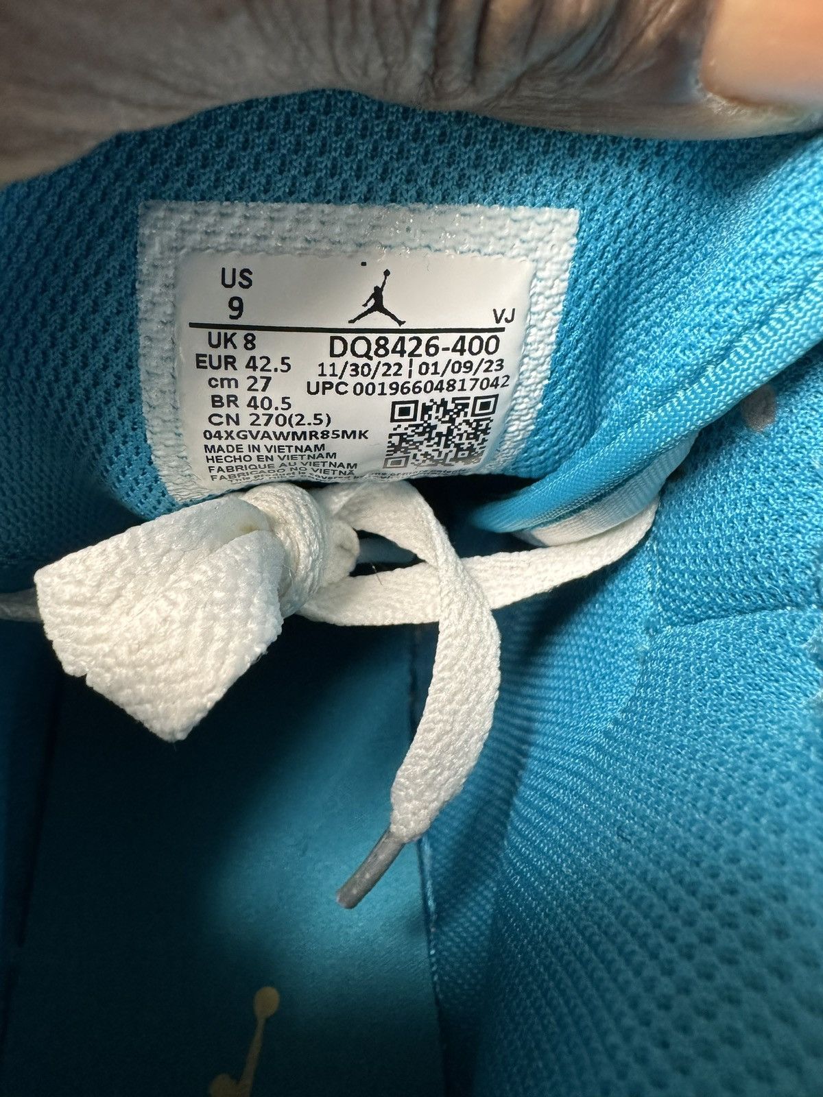 Nike Air Jordan 1 Mid Aquatone Size US 9 / EU 42 - 8 Thumbnail