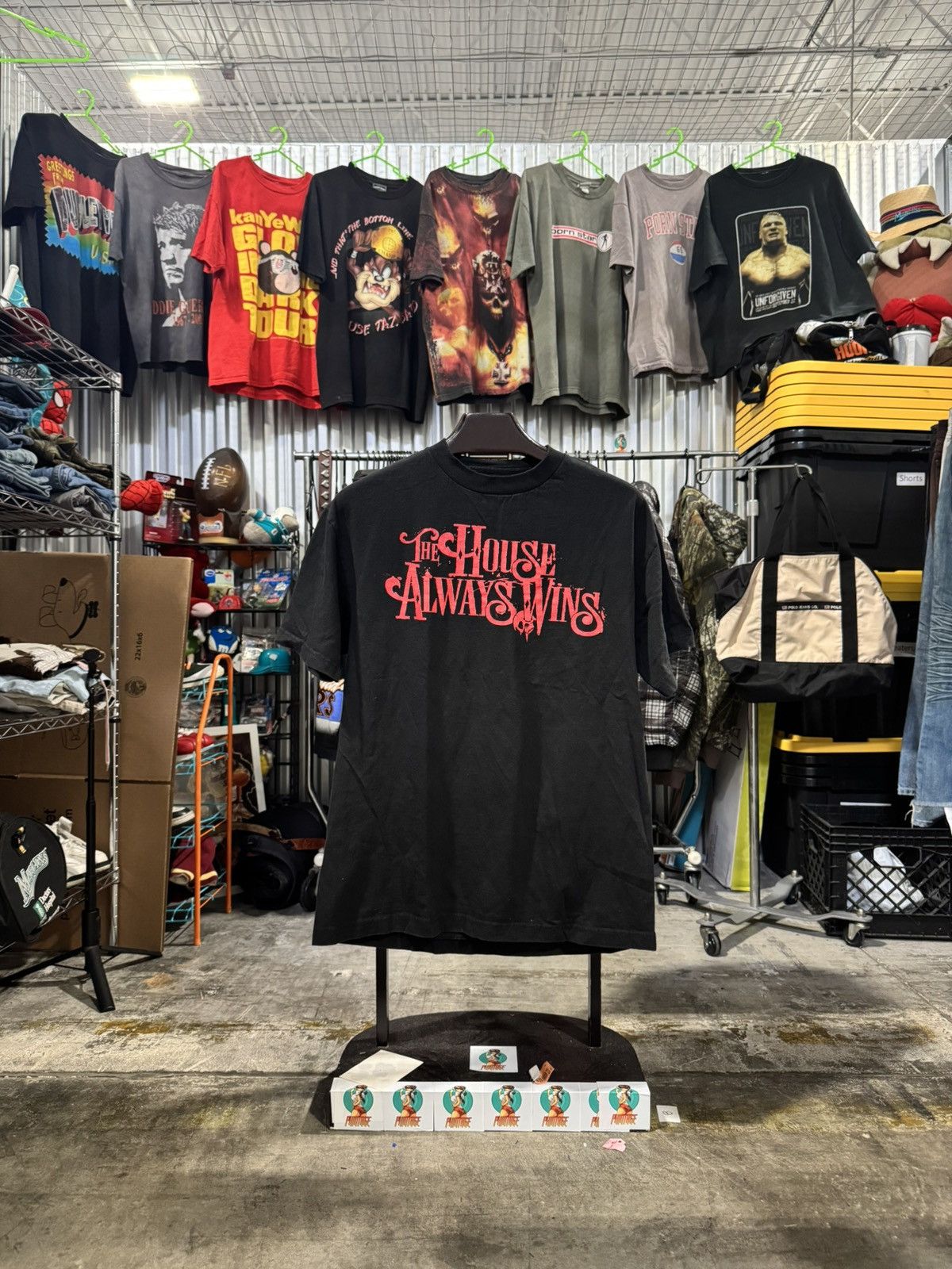 Universal Studios 2021 Halloween Horror Nights Universal Tee L Size US L / EU 52-54 / 3 - 1 Thumbnail