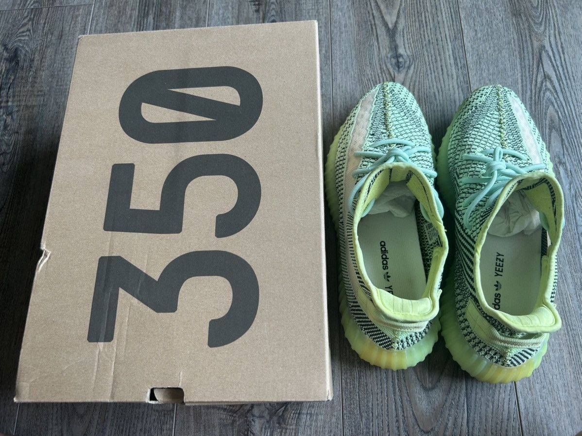 Yeezy Yeezy Boost 350 V2 Size US 13 / EU 46 - 3 Thumbnail