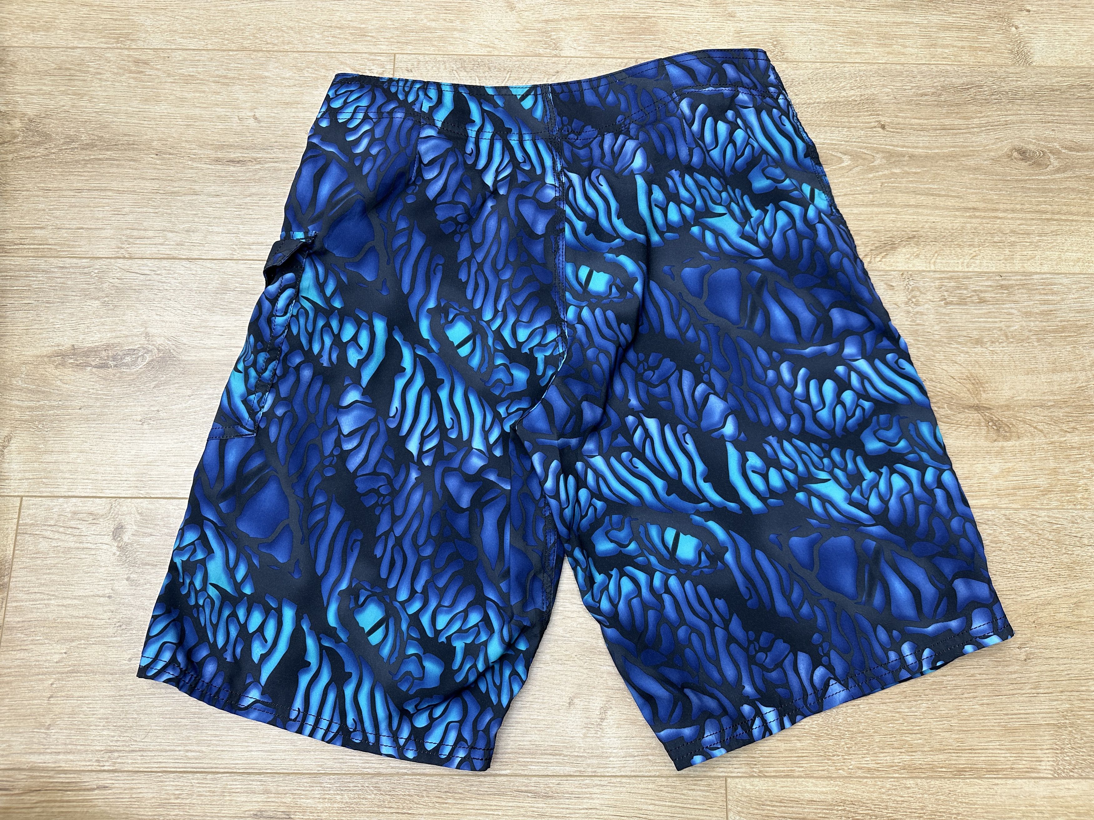 Oakley Oakley Limited Blue Purple Abstract Shorts Swim Size 30 Size US 30 / EU 46 - 11 Thumbnail