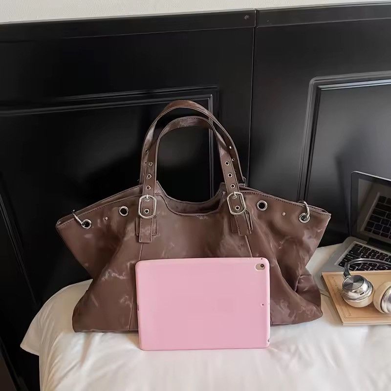 Other Designer Large Capacity PU Leather Bag Retro Handbag Size ONE SIZE - 4 Thumbnail