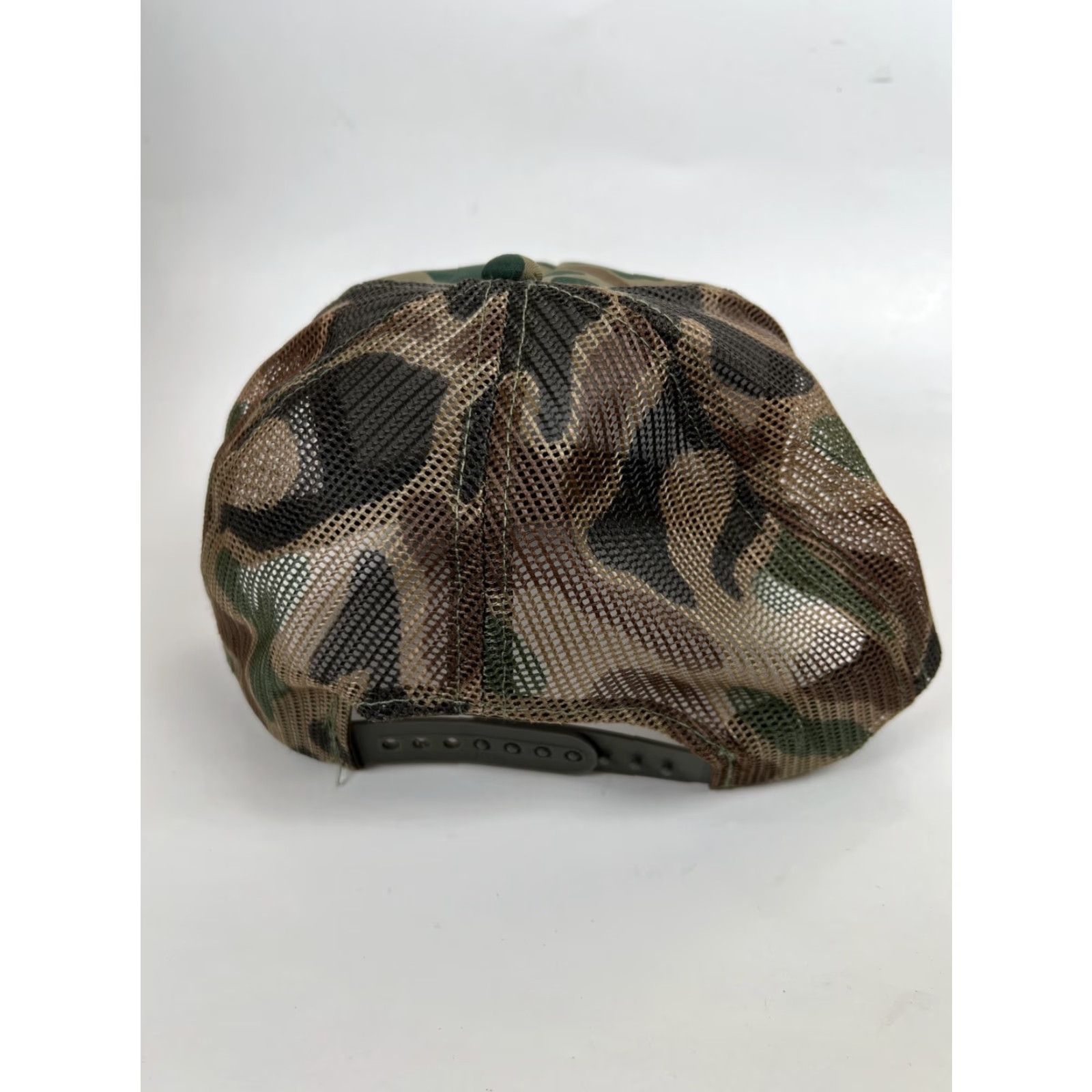 Vintage VINTAGE Youngan Foundation Camouflage Trucker Snapback Hat Men One Size Adjustable Boar Hog Hunting 80s 90s Animals Outdoor Cap Size ONE SIZE - 3 Thumbnail