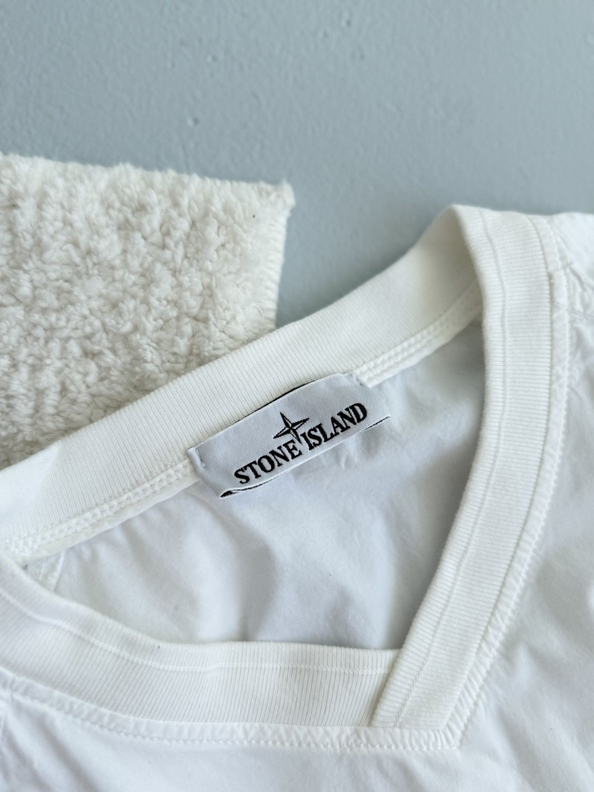 Stone Island Stone Island Embroidered Logo Oversized Sweatshirt White Size US XL / EU 56 / 4 - 8 Thumbnail
