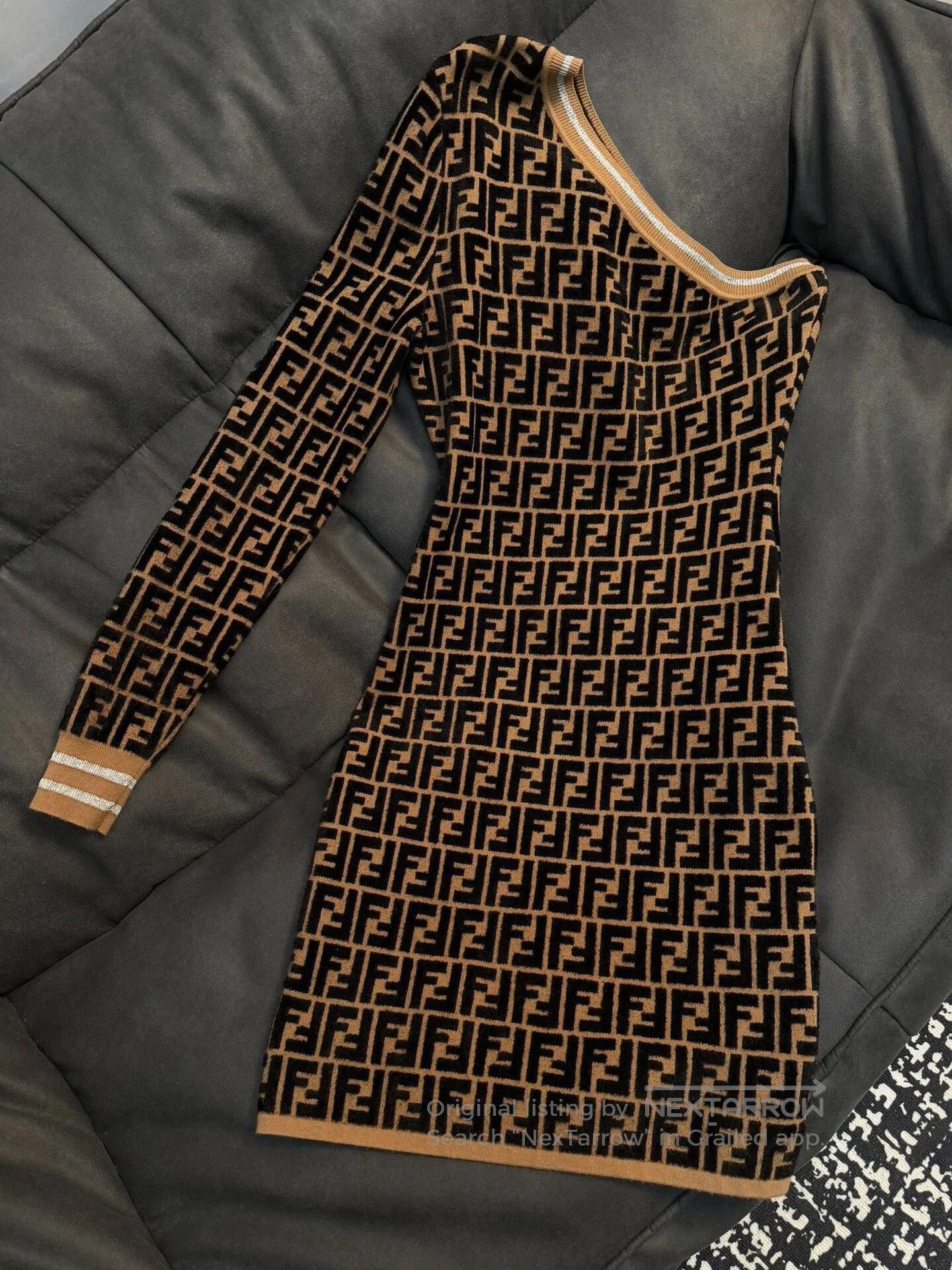 Fendi Fendi Autumn Winter Irregular Flocked Dress. Size M / US 6-8 / IT 42-44 - 1 Thumbnail