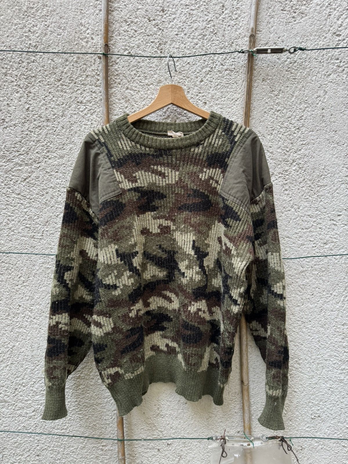 Vintage Vintage 90s camo military knit Size US XL / EU 56 / 4 - 1 Thumbnail