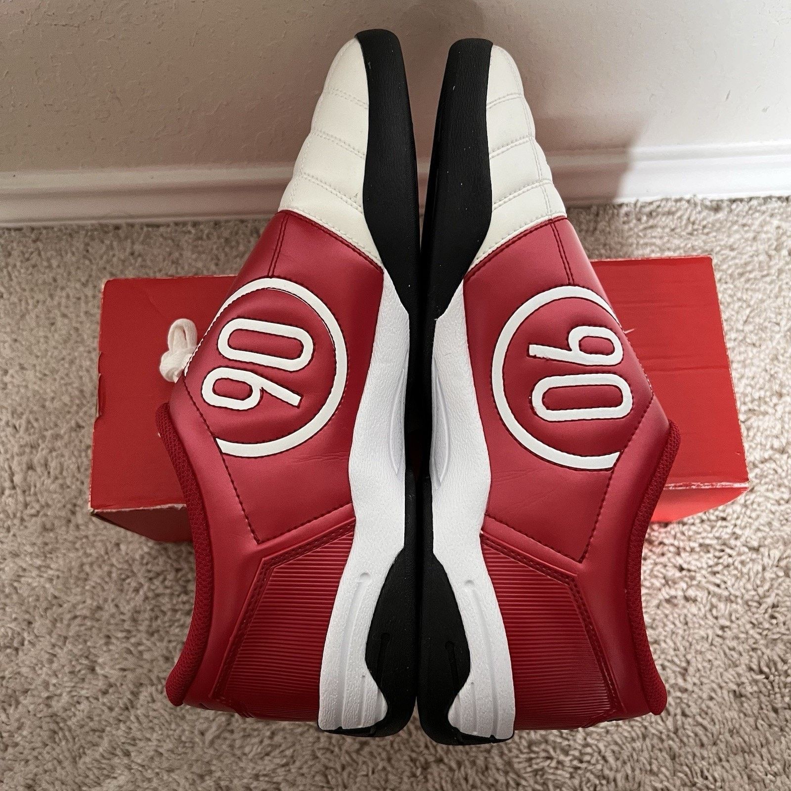 Nike Nike Total 90 White Black Gym Red HQ2851-100 Size 11.5 New Size US 11.5 / EU 44-45 - 6 Thumbnail