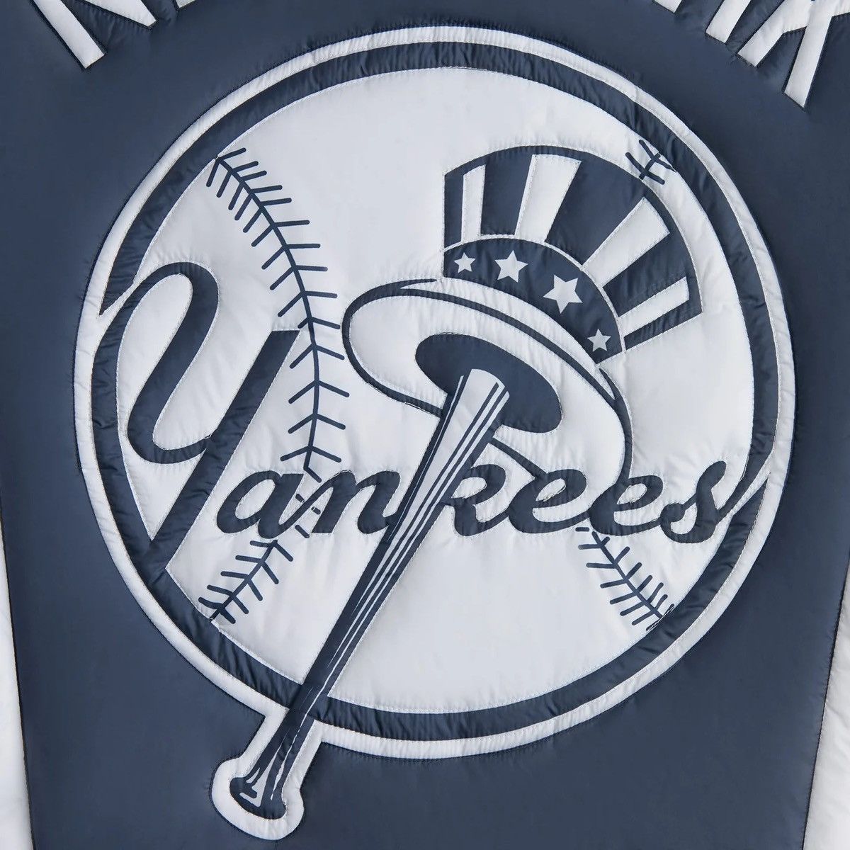 Kith × New York Yankees Kith New York Yankees Zip Brixton Puffed Shirt Jacket Size US M / EU 48-50 / 2 - 6 Thumbnail