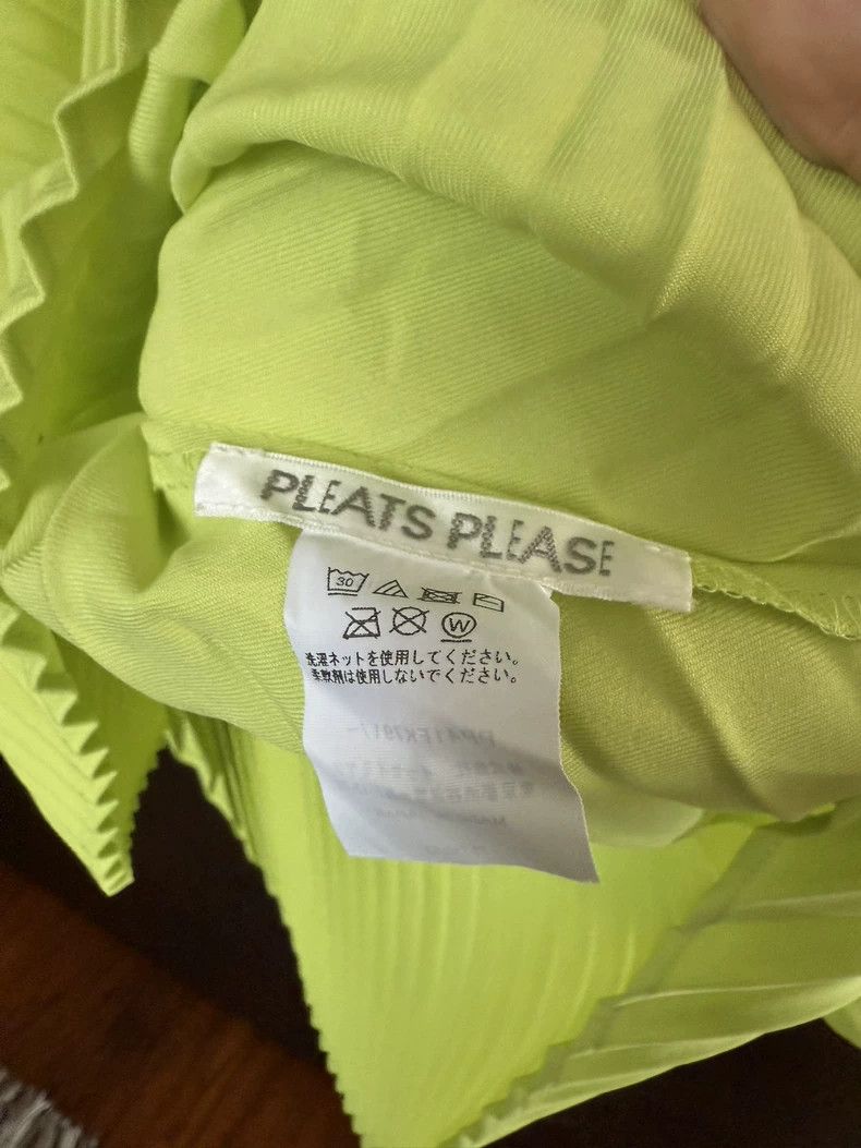 Issey Miyake issey miyake size:one size Mint green pleated top 2505-Nex Size XXS / US 00 / IT 34 - 3 Thumbnail