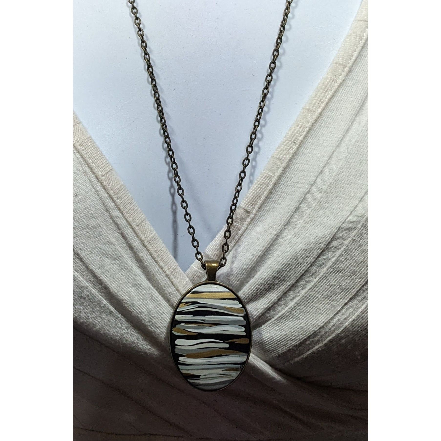 Other Hand Painted Striped Black White And Gold Tone Pendant Neckl Size ONE SIZE - 3 Thumbnail