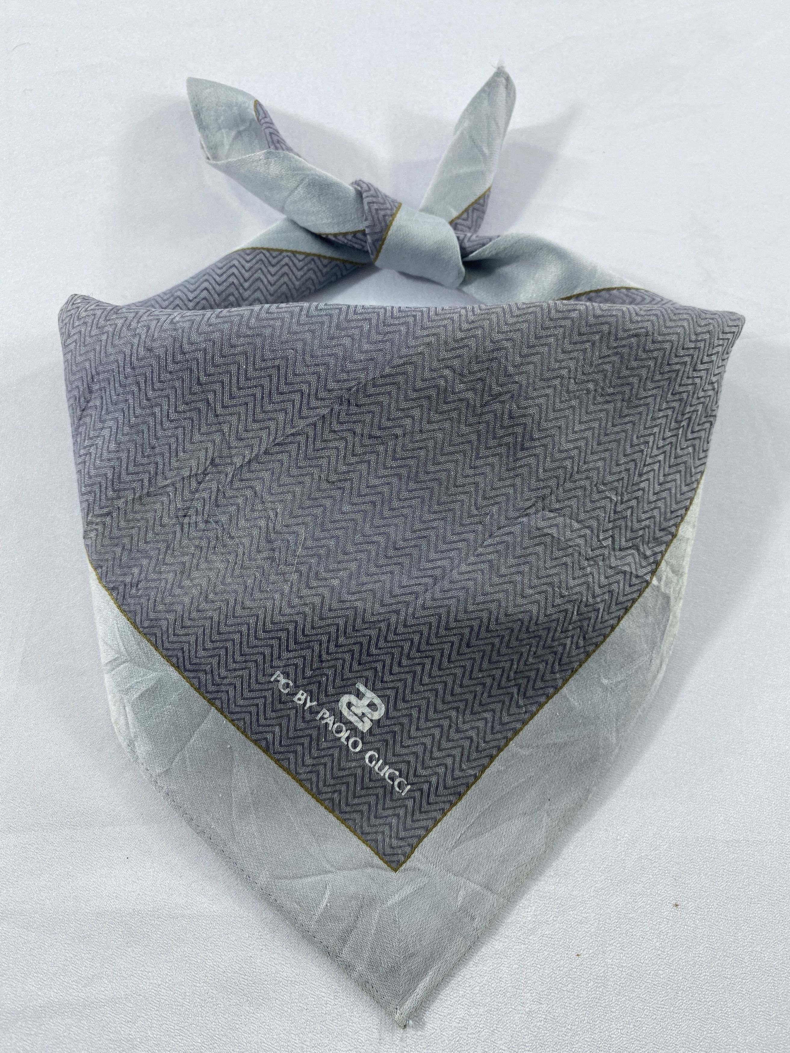 Paolo Gucci × Vintage Paolo Gucci Handkerchief / Bandana / Neckerchief Size ONE SIZE - 1 Thumbnail