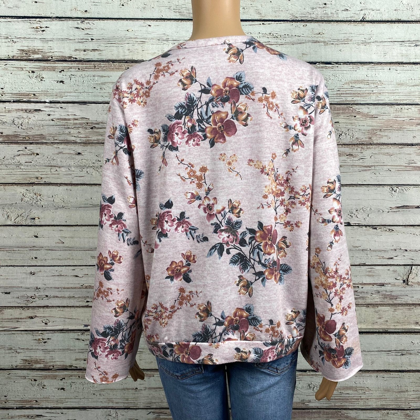 Other Gypsies & Moondust Floral Cutout V Neck Top Large Size L / US 10 / IT 46 - 2 Thumbnail