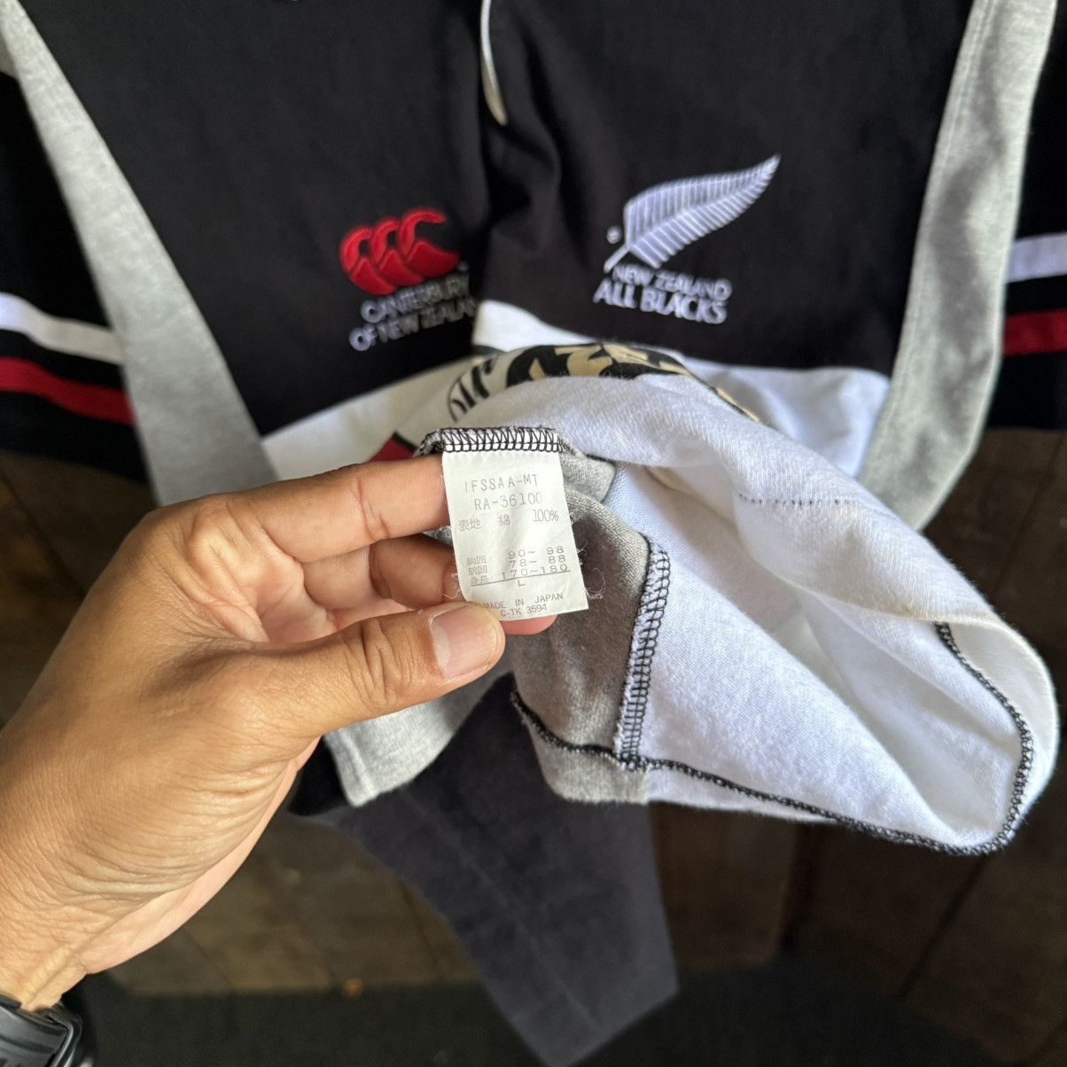 Canterbury of New Zealand Vintage Canterbury New Zealand Steinlager Rugby Shirt Size US L / EU 52-54 / 3 - 8 Thumbnail