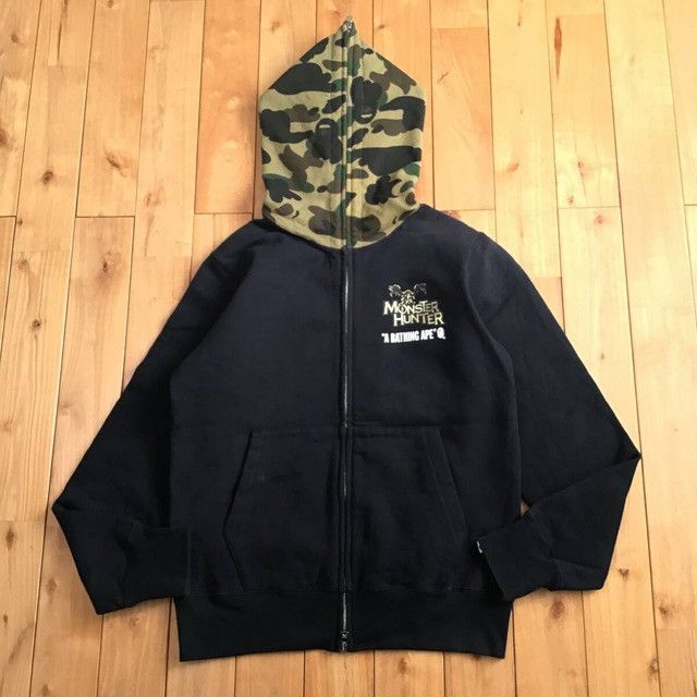 Bape BAPE × CAPCOM Monster Hunter Full Zip Hoodie a bathing ape Size US M / EU 48-50 / 2 - 2 Thumbnail