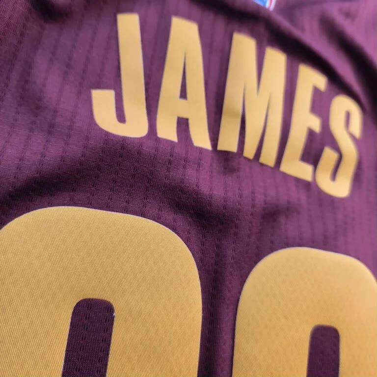 Adidas Cleveland Cavaliers LeBron James Rev30 away NBA jersey M Size US M / EU 48-50 / 2 - 12 Thumbnail