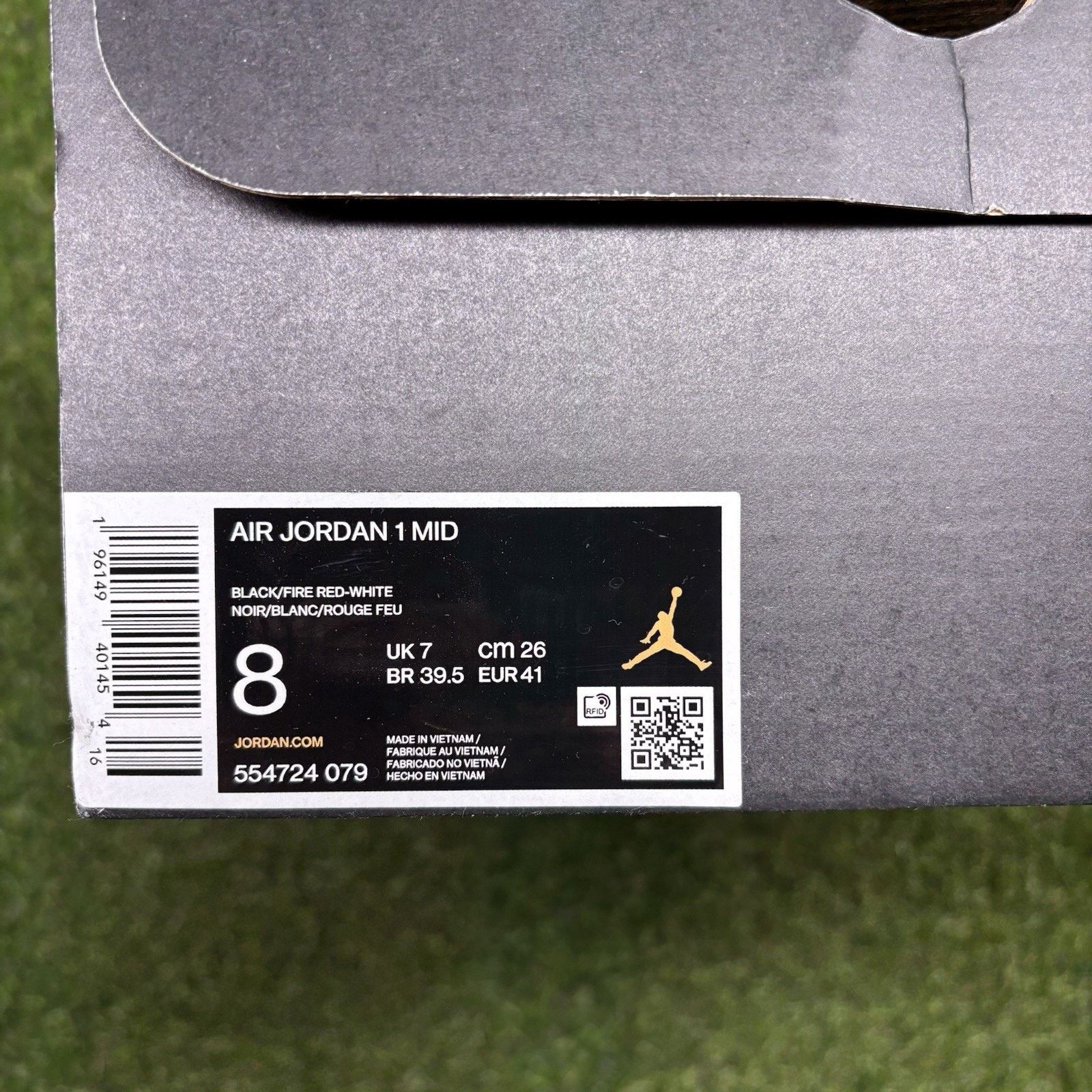 Jordan Brand Size 8 - Jordan 1 Mid Bred Toe | SUPER CLEAN! Size US 8 / EU 41 - 20 Thumbnail