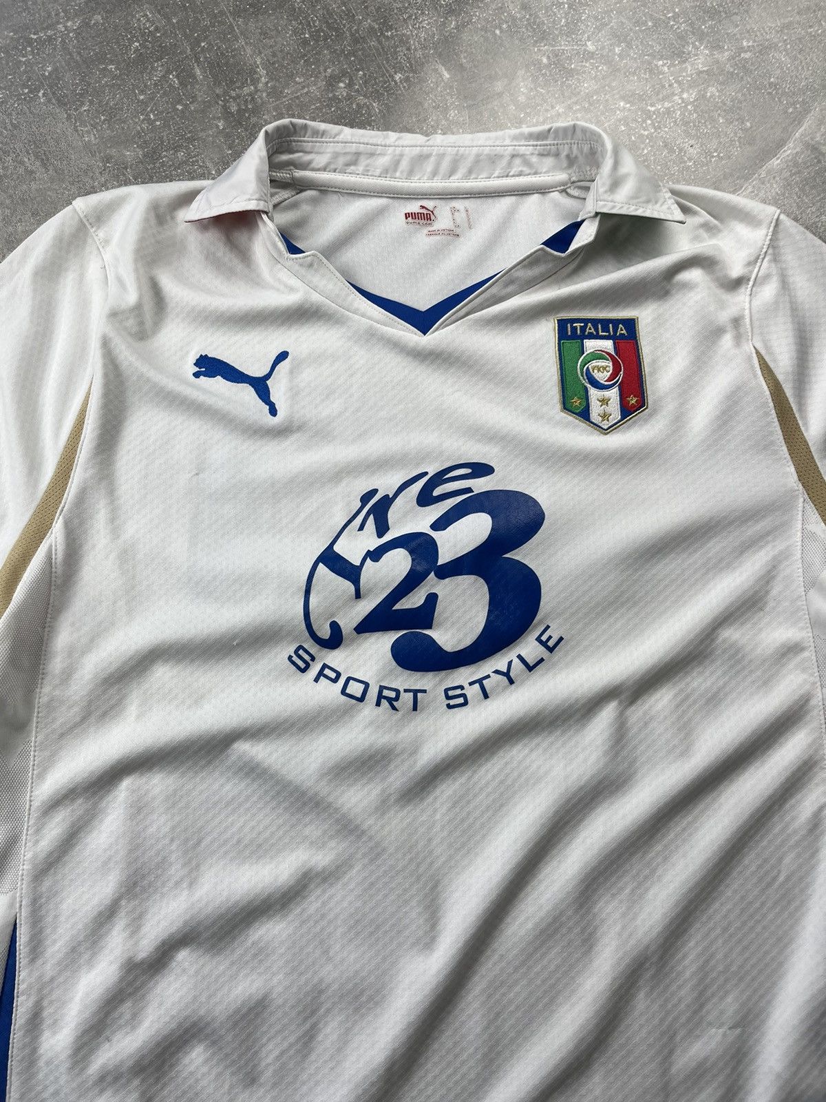 Puma PUMA Italy National Team Away Jersey n30 Nazionale Azzurra Size US L / EU 52-54 / 3 - 4 Thumbnail