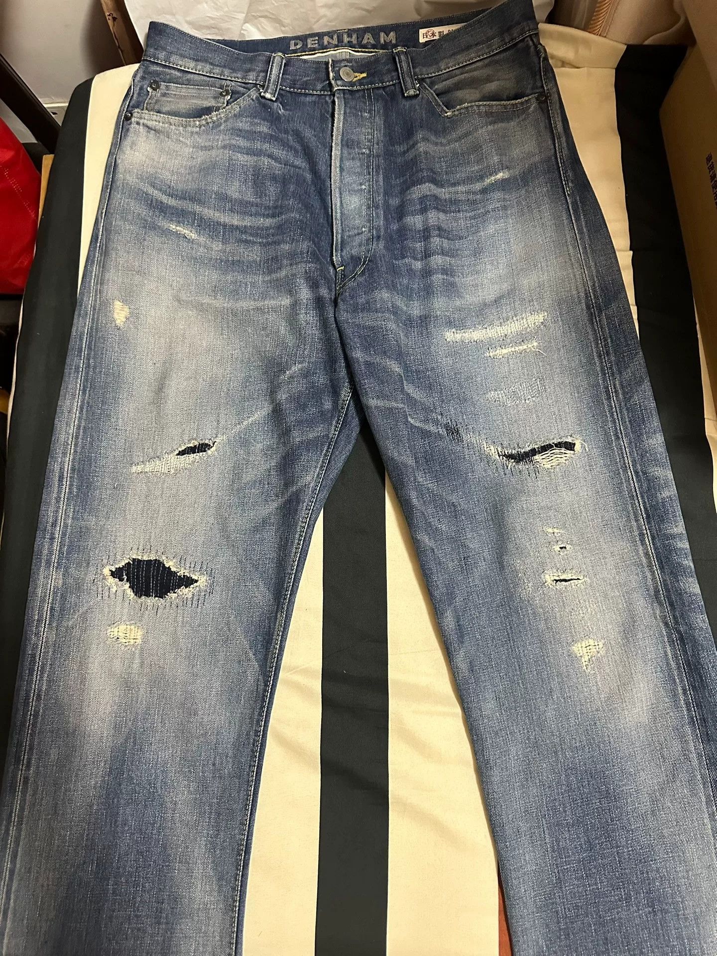DENHAM Denham Eastwider Forward Distressed Relaxed Straight Jeans Size US 33 - 1 Thumbnail