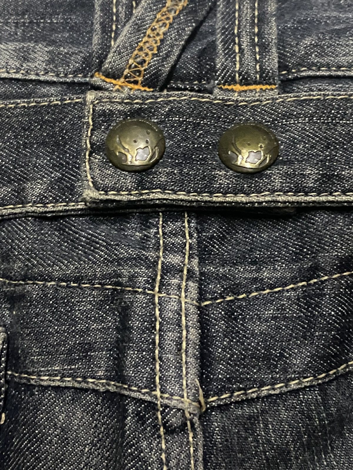 Japanese Brand Japanese Brand Memory Buckle Back Baggy Evisu Style Jeans Size US 35 - 11 Thumbnail