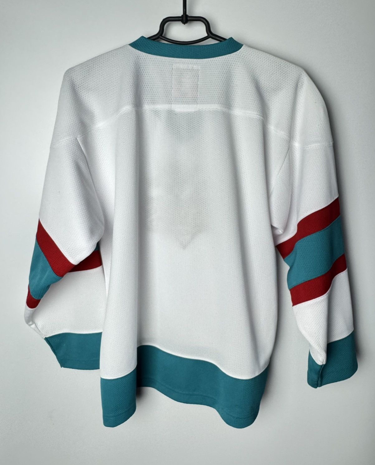 Hockey Skateboards Belfast Giants Official Merchandise Ice Hockey Jersey Size US XS / EU 42 / 0 - 2 Thumbnail