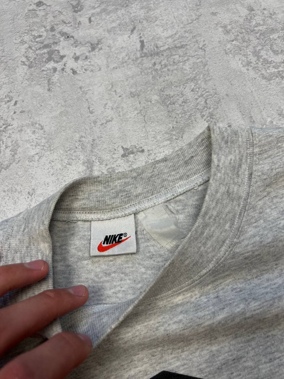 Nike Vintage Nike AIR T-Shirt Big Logo Size US L / EU 52-54 / 3 - 8 Thumbnail