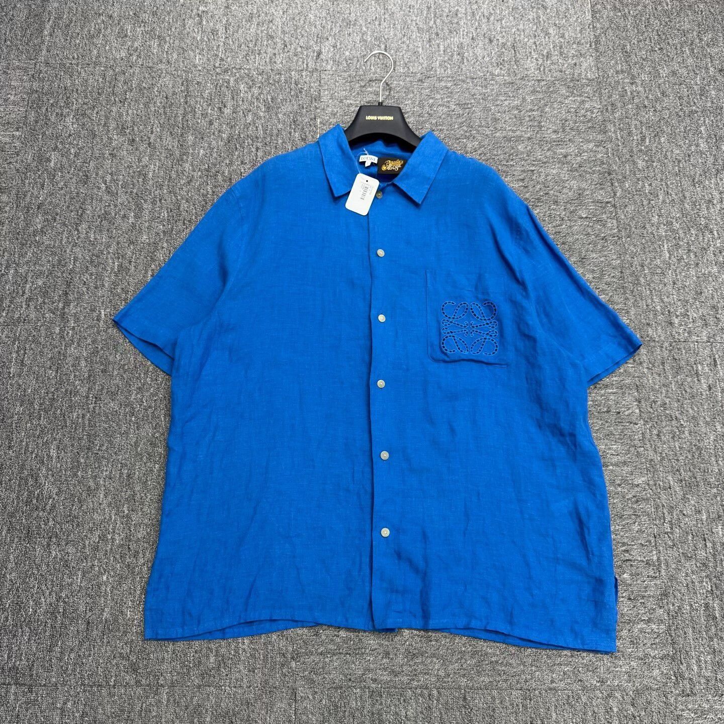 Loewe Loewe Embroidered Logo Linen Short Sleeve Shirt. Size US M / EU 48-50 / 2 - 1 Thumbnail