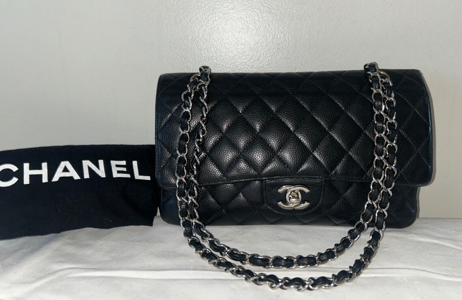 Chanel CHANEL Medium Double Flap Quilted Caviar Leather Bag Black Size ONE SIZE - 3 Thumbnail