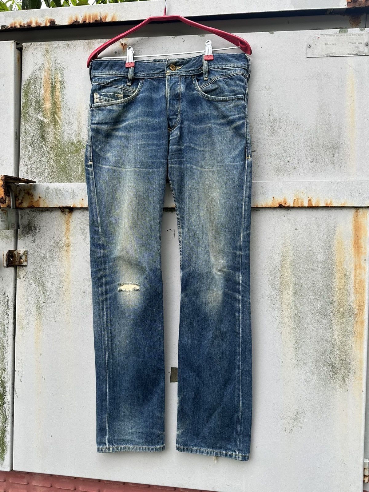 Diesel 👹Vintage Diesel Poiak Baggy Thrashed Jeans Size US 28 / EU 44 - 2 Thumbnail