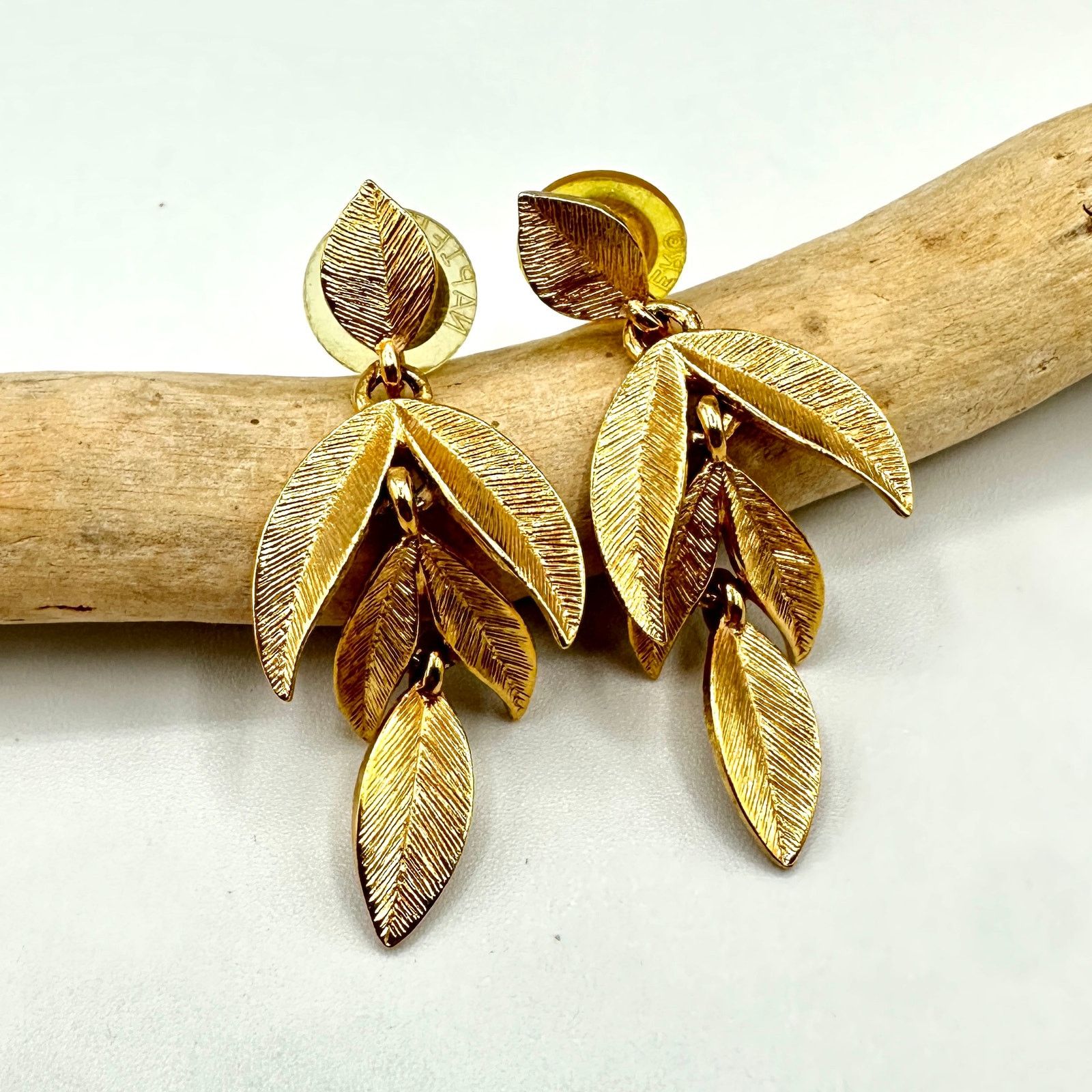 Other Vintage Napier Leaf Dangle Gold Plated Pierced Earrings Size ONE SIZE - 2 Thumbnail