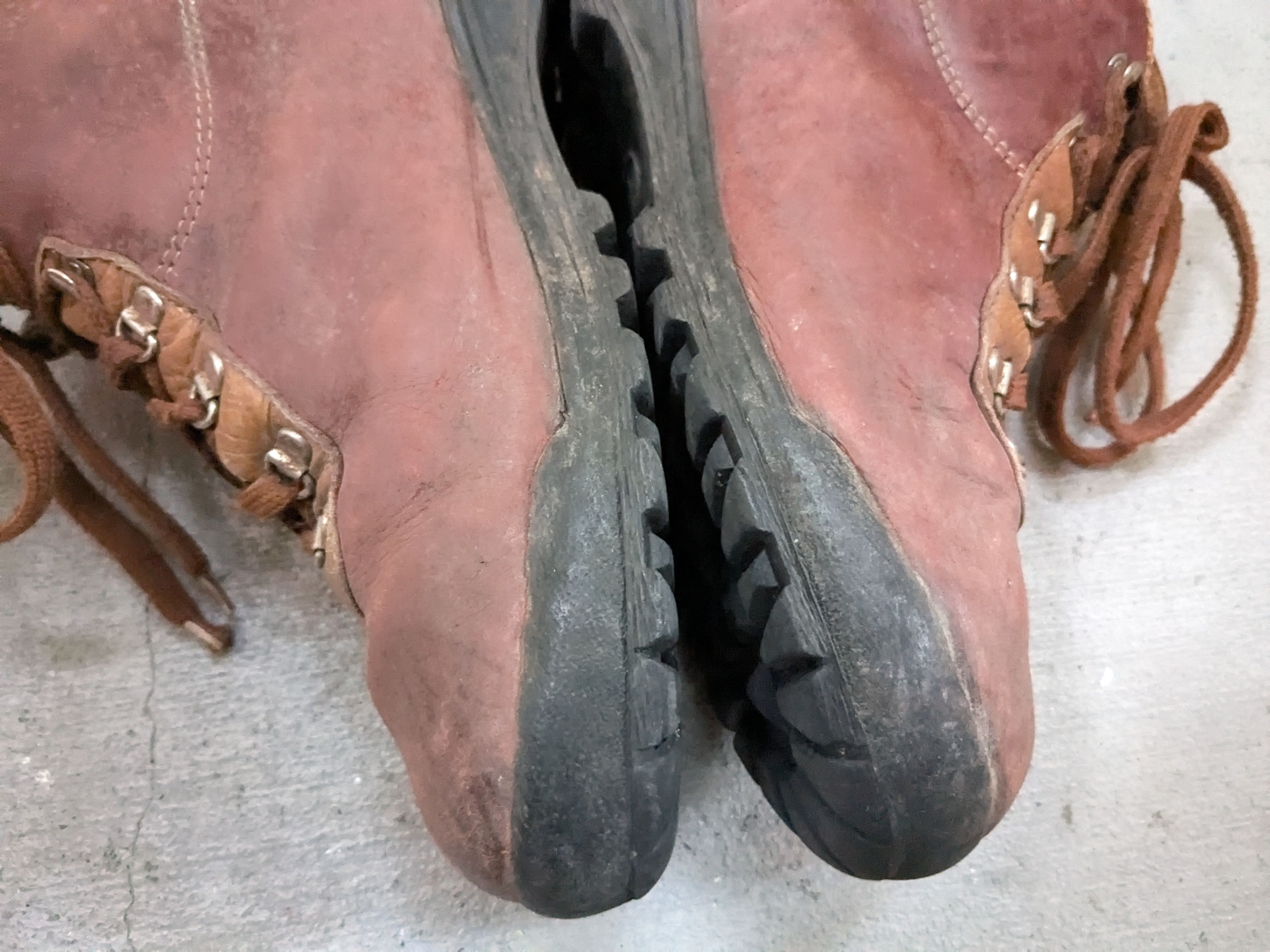 Genuine Leather × Vintage Vintage Hiking Boots 8 Brown Leather Lace Up Mountain Size US 8 / EU 41 - 9 Thumbnail