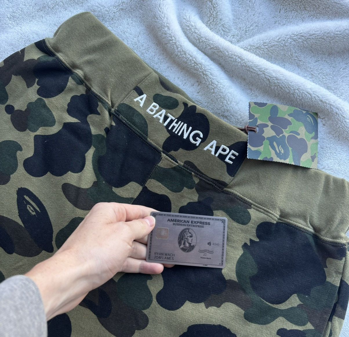 Bape Bape Camo Front Logo Sweat Shorts Size US 34 / EU 50 - 2 Thumbnail