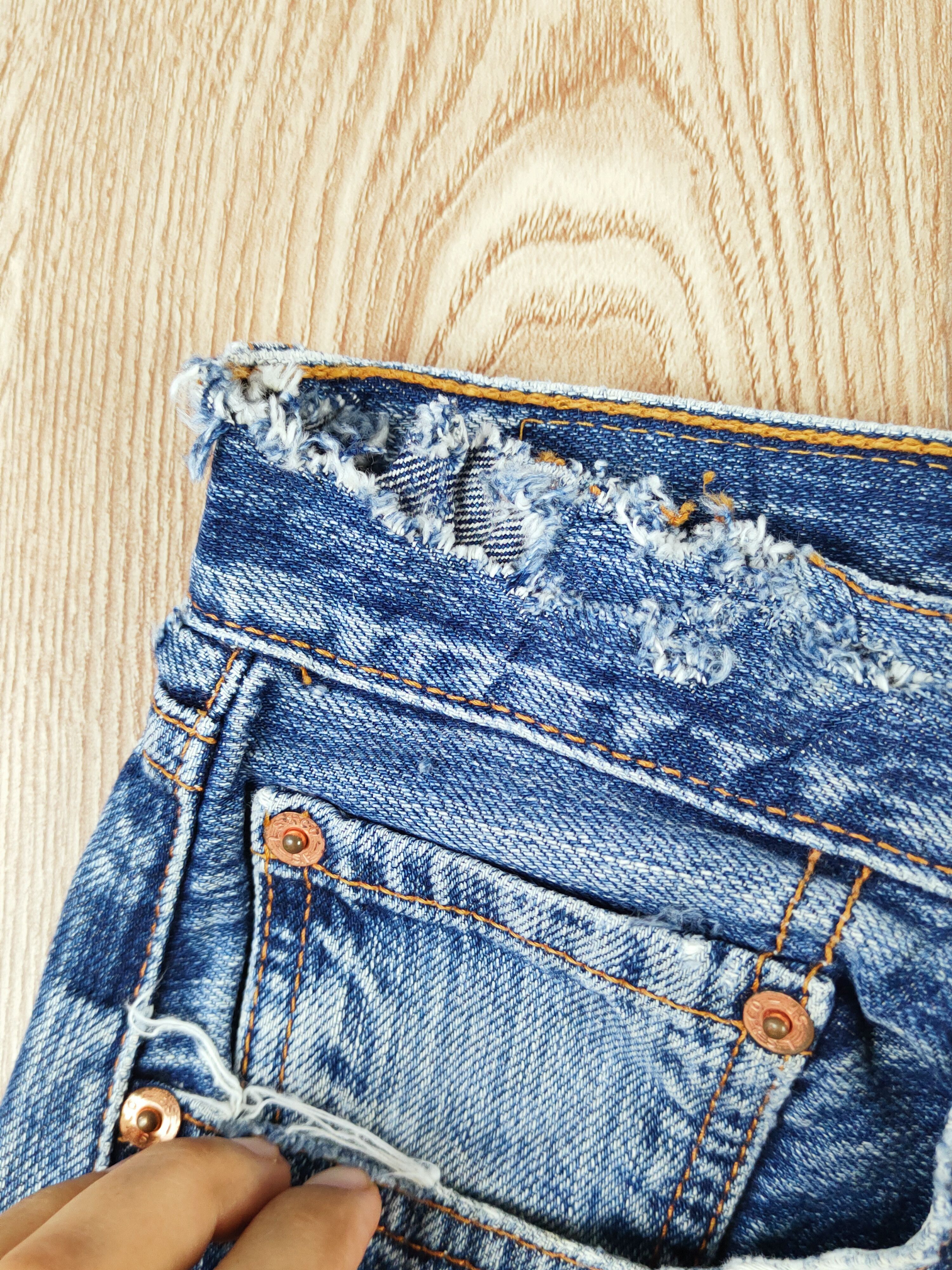 Levi's 512 Levi's vintage Blue Distressed Ripped Jeans denim #W233 Size US 29 - 2 Thumbnail