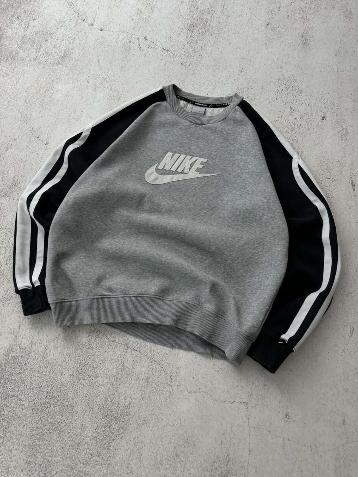 Nike × Vintage Nike Vintage Big Logo Swoosh Sweatshirt Size US M / EU 48-50 / 2 - 8 Thumbnail
