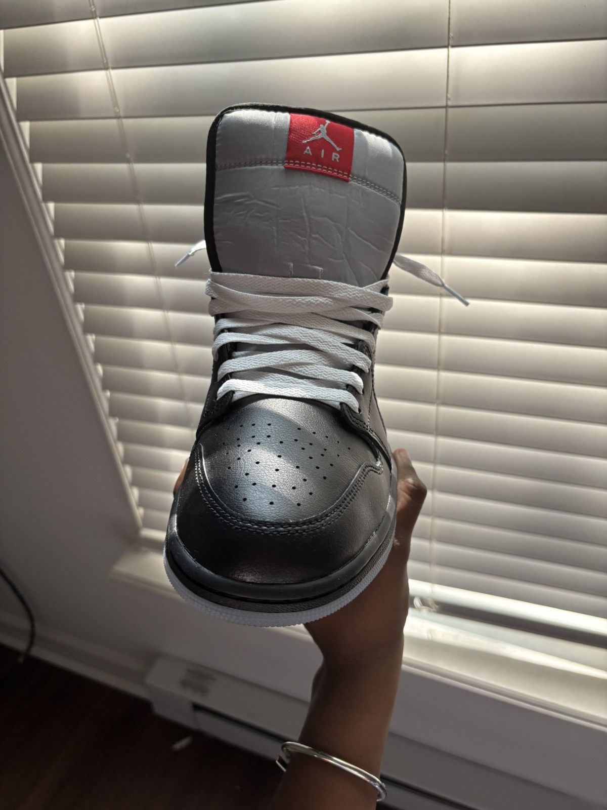 Jordan Brand Jordan 1 Mid SE NAS Size US 11.5 / EU 44-45 - 1 Thumbnail