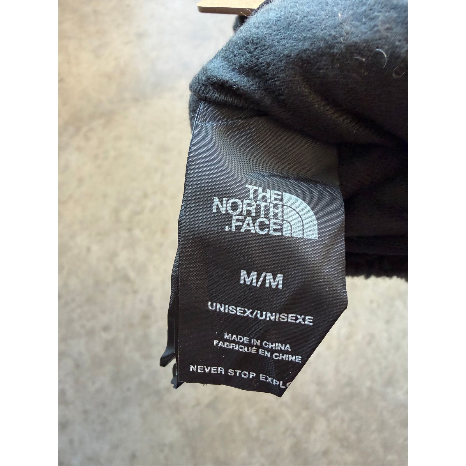 Supreme NWT Supreme x The North Face RTG Fleece Gloves Black Size ONE SIZE - 9 Thumbnail