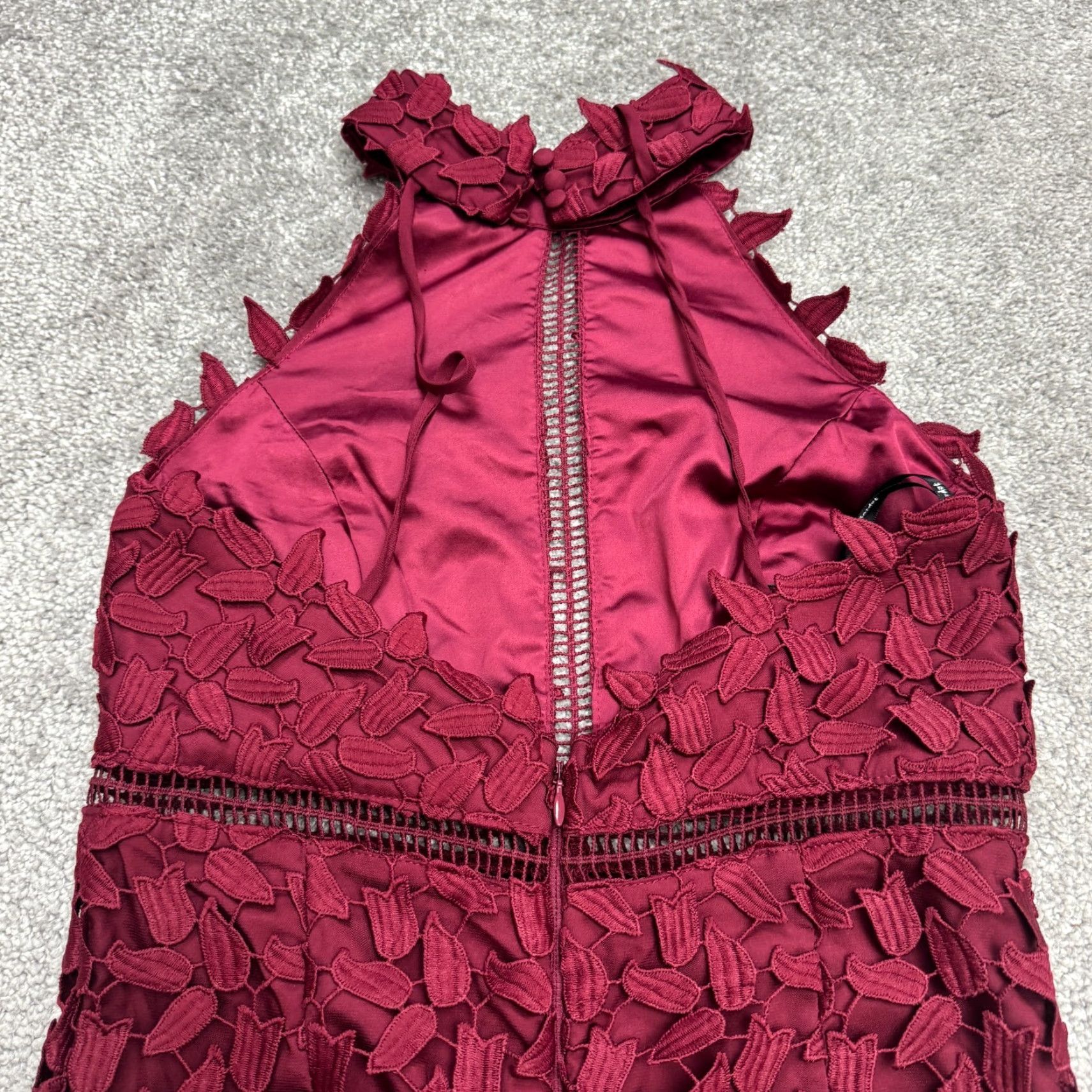 Vintage Bardot Dress Women 4 XS Burgundy Lace Halter Backless Cocktail Knee Length Sheath Party Size S / US 4 / IT 40 - 5 Thumbnail