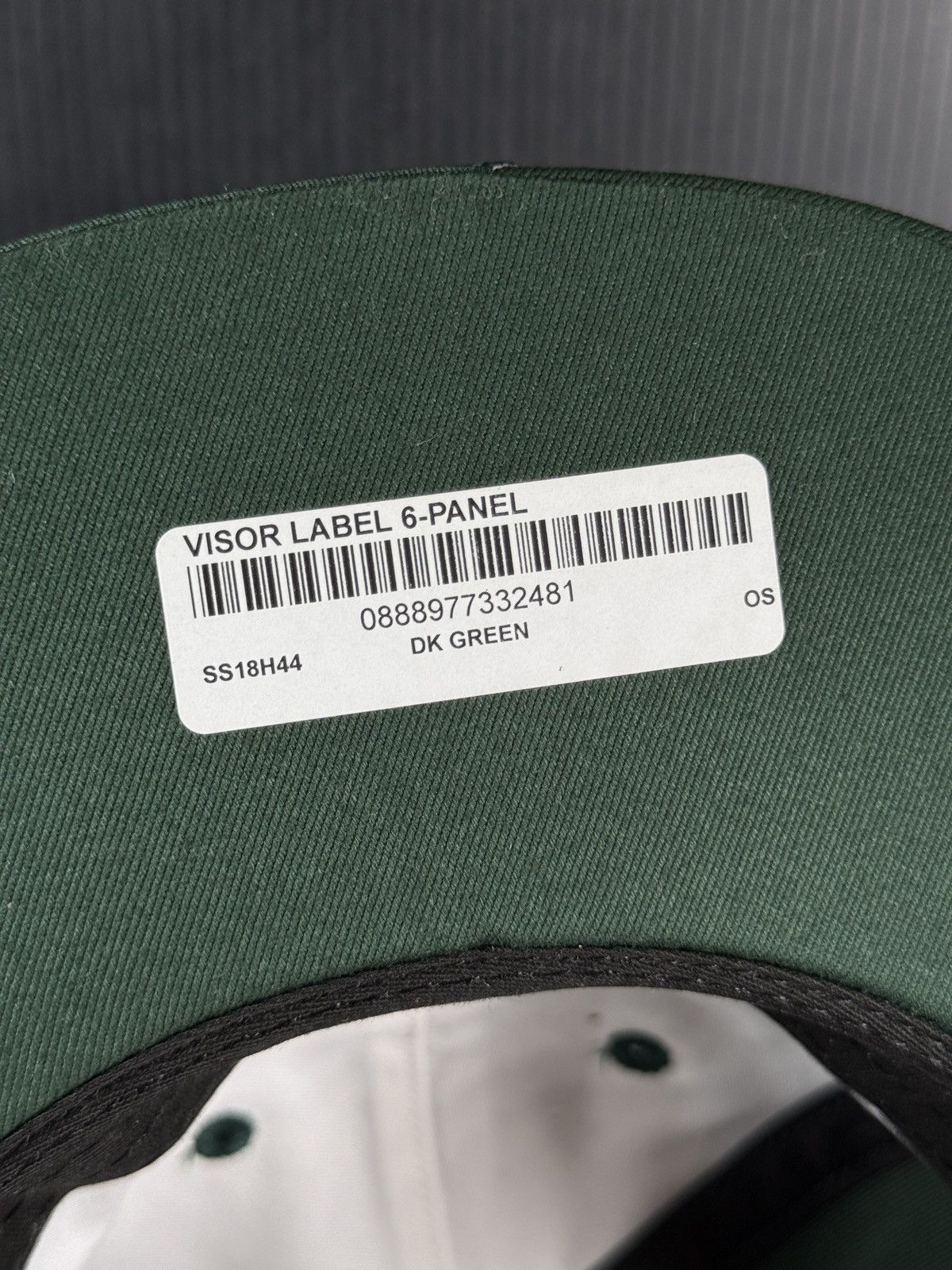 Supreme SUPREME SS18 VISOR BOX LOGO 6 PANEL D. GREEN HAT BRAND NEW Size ONE SIZE - 11 Thumbnail