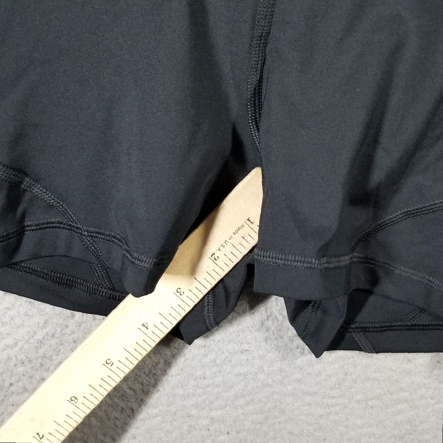 Nike Nike Pro Women's Mid-Rise 3" Shorts Medium Black FN3136-010 Pro Nike shorts Rise Mid 3" Women's Medium Black FN3136-010 Size 32" / US 10 / IT 46 - 5 Thumbnail
