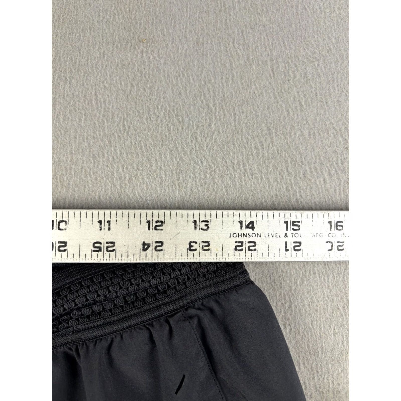 Ten Thousand Ten Thousand Session Shorts Men’s Size M Black 7" Inseam Camouflage Athletic Polyester Blend Adjustable Waist Breathable Liner Size US 31 - 6 Thumbnail