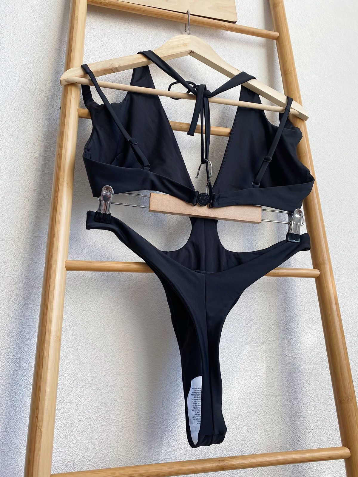 Mugler Mugler x H&M Cut Out Swimsuit Size M / US 6-8 / IT 42-44 - 15 Thumbnail