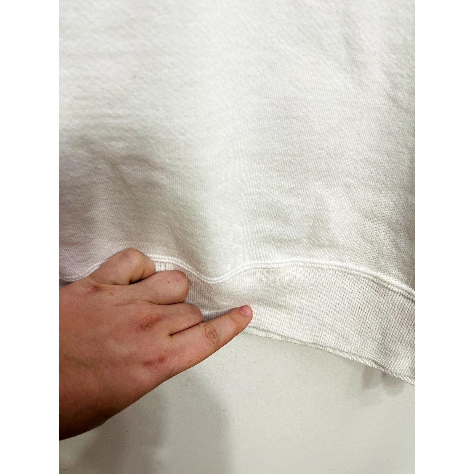 Russell Athletic × Vintage Vintage Men's Made in USA White Russell Crewneck Sweater XL Size US XL / EU 56 / 4 - 6 Thumbnail