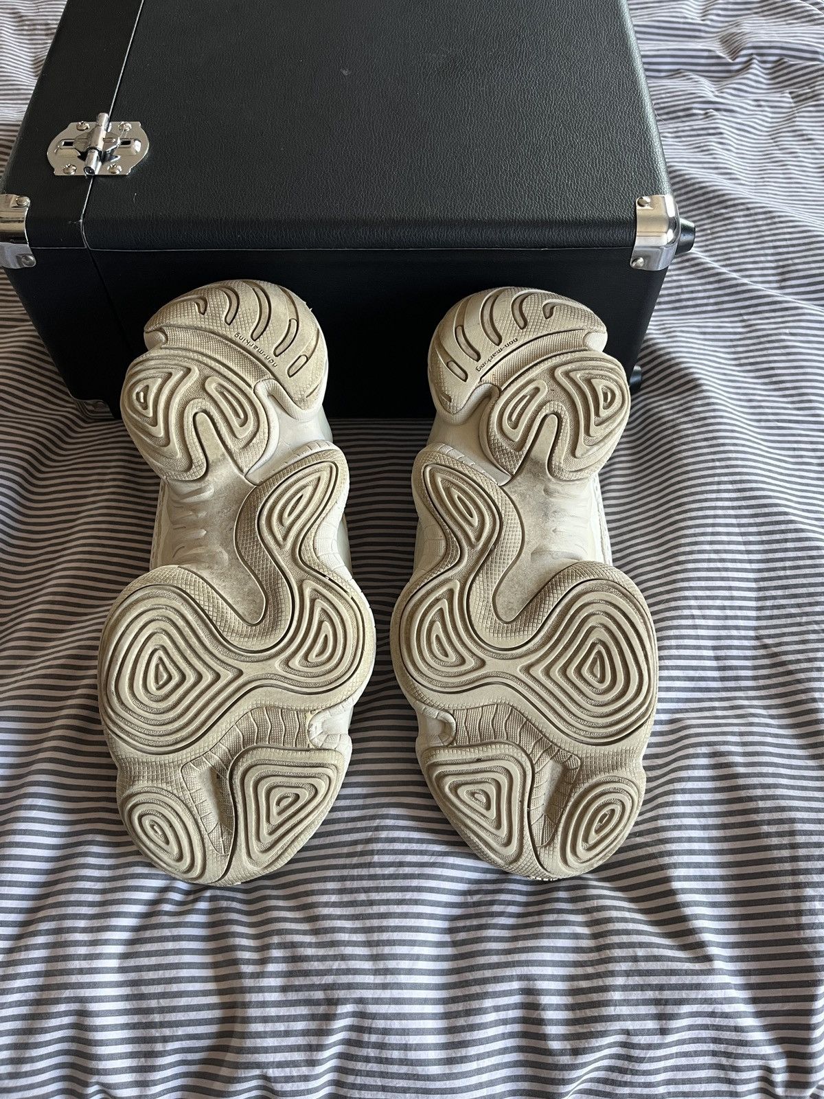 Yeezy Yeezy 500 Blush Size US 9 / EU 42 - 2 Thumbnail